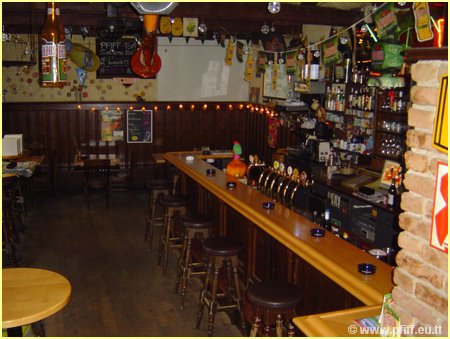 PFIFF Pics Bar und Mautzy_04.JPG