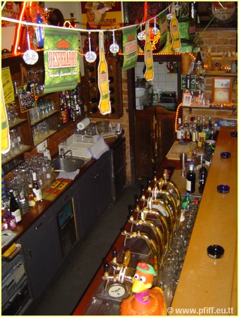 PFIFF Pics Bar und Mautzy_11.JPG